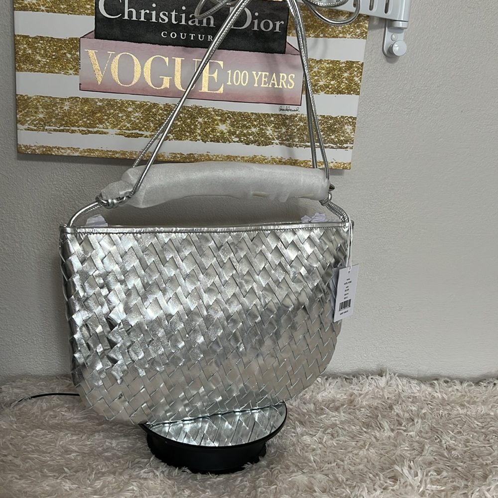 Walter Baker Large Hazel Silver Woven Hobo Bag with Matching Pouch - Picture 3 of 16